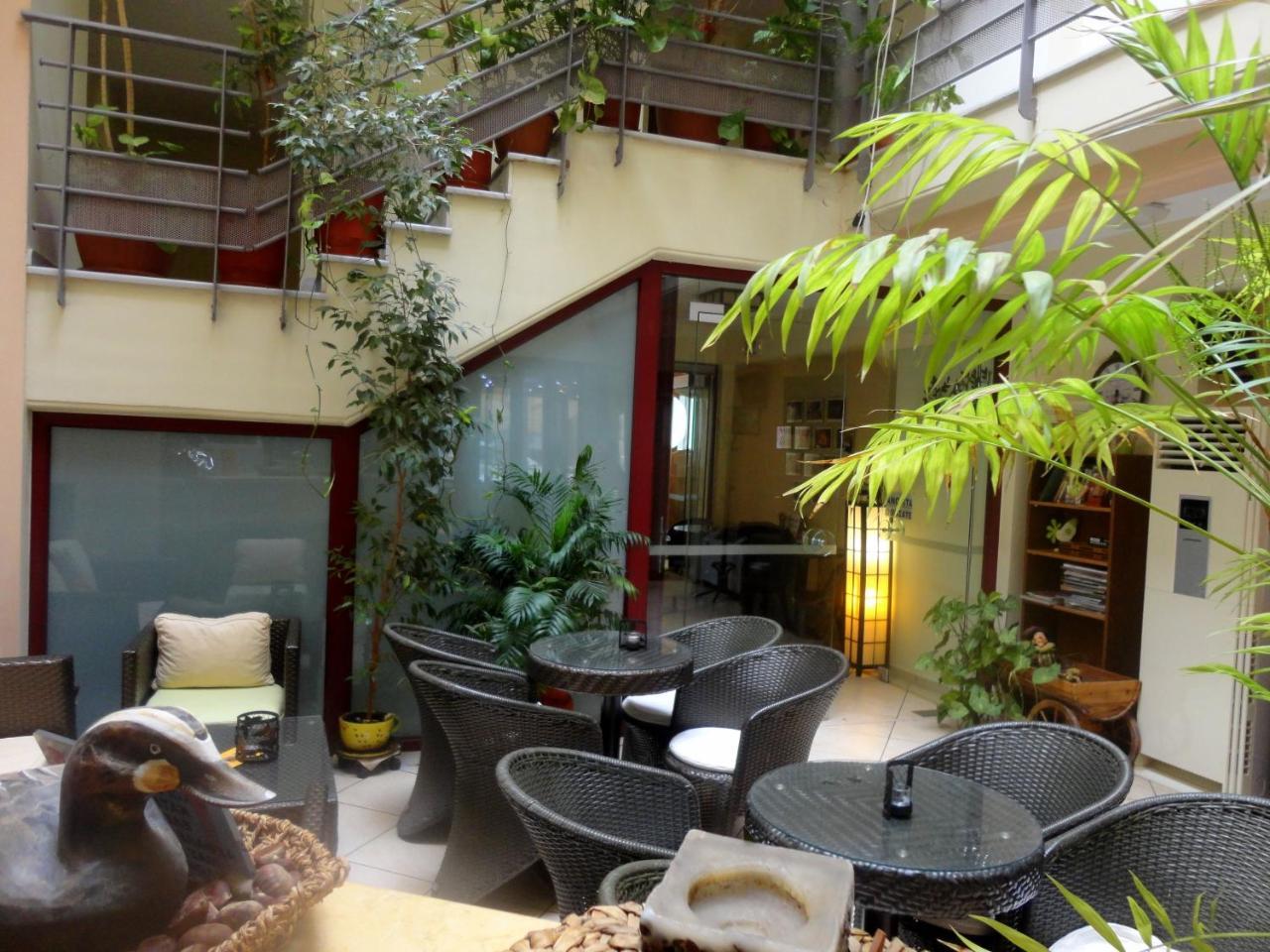 Lirio Guest House 马克拉科米 外观 照片